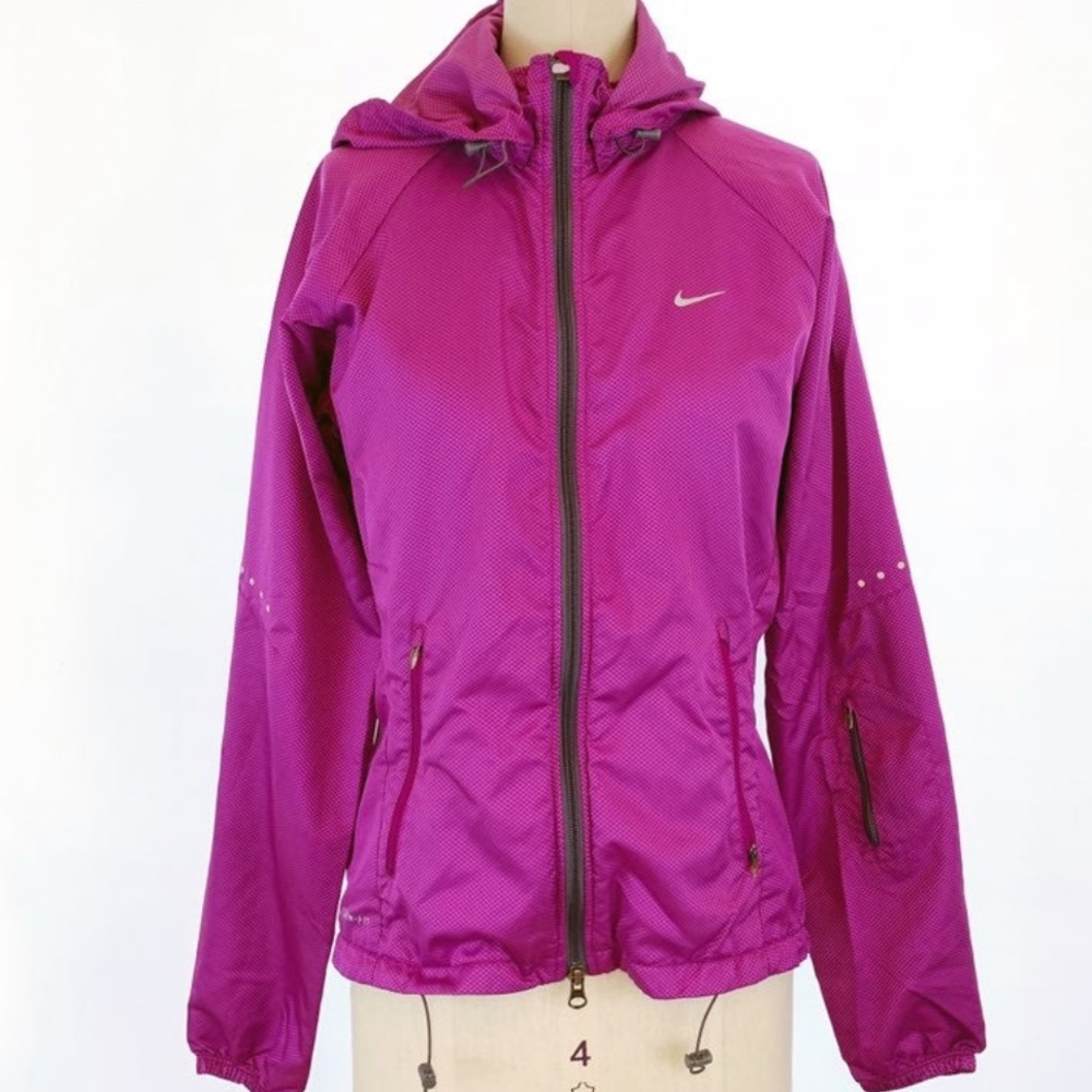 Nike storm fit wind breaker jacket